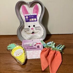 Wilton 2003 BUNNY PAN BUNDLE